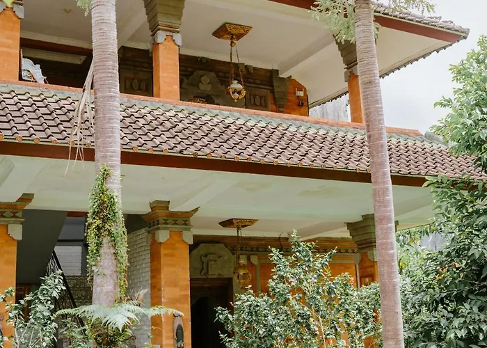 Warsi Quarto em Acomodações Particulares *