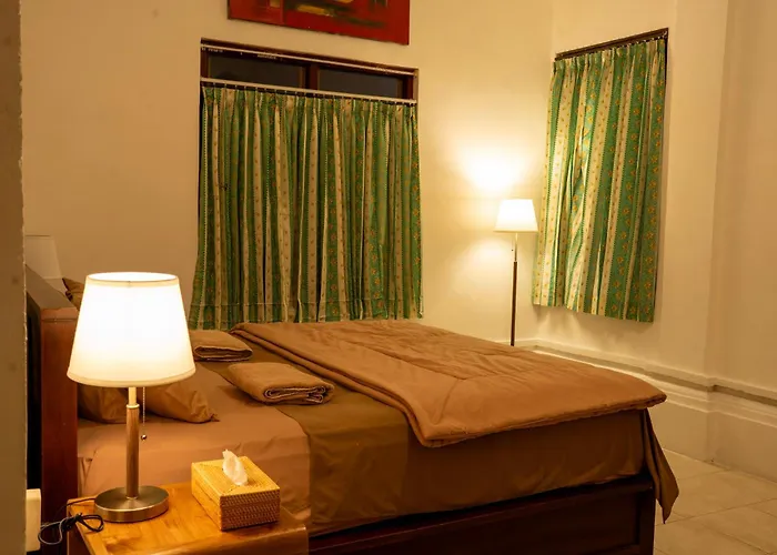 Quarto em Acomodações Particulares Warsi *